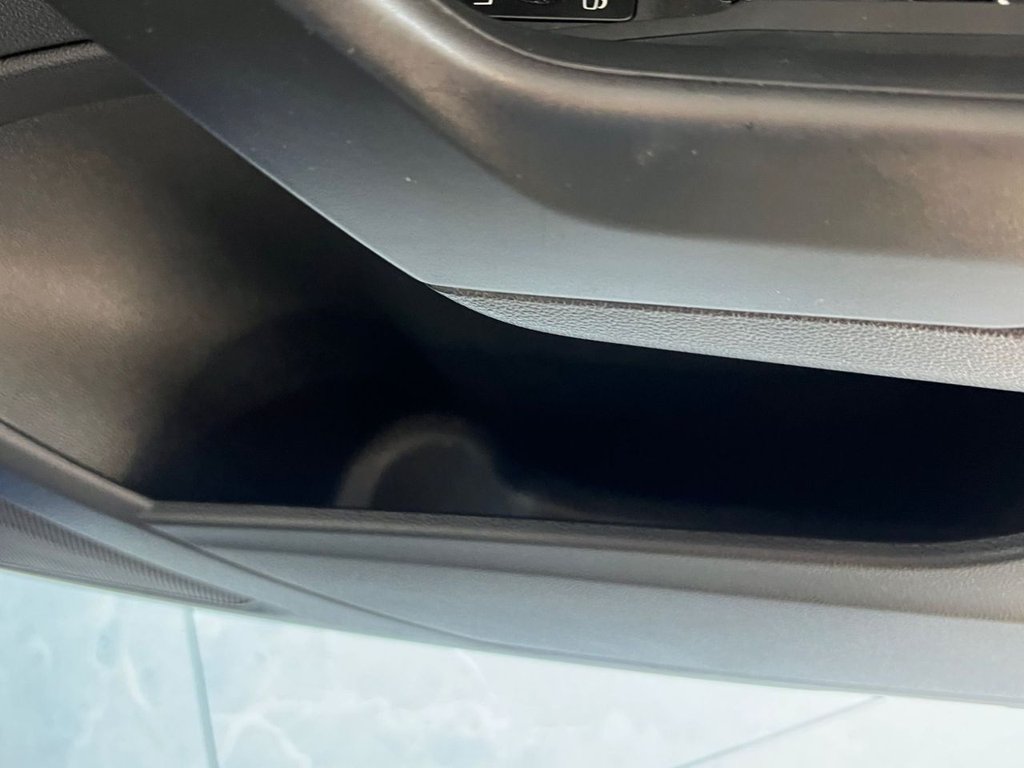 Used Volkswagen T-Roc 2018 for sale - 76900801: Photo 28