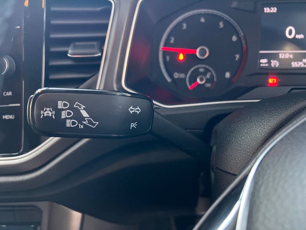 Used Volkswagen T-Roc 2018 for sale - 76900801: Photo 30