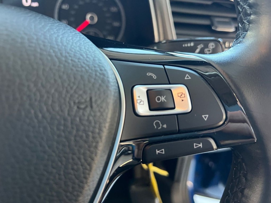 Used Volkswagen T-Roc 2018 for sale - 76900801: Photo 33