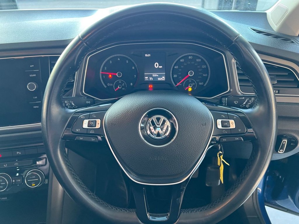 Used Volkswagen T-Roc 2018 for sale - 76900801: Photo 4
