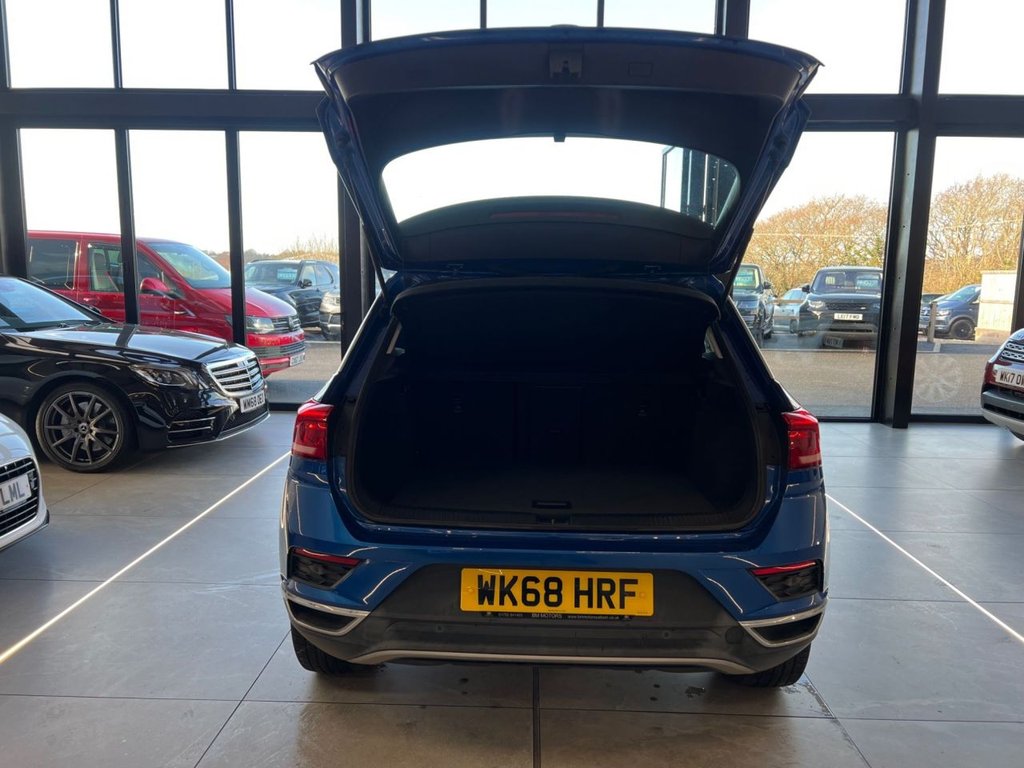 Used Volkswagen T-Roc 2018 for sale - 76900801: Photo 5