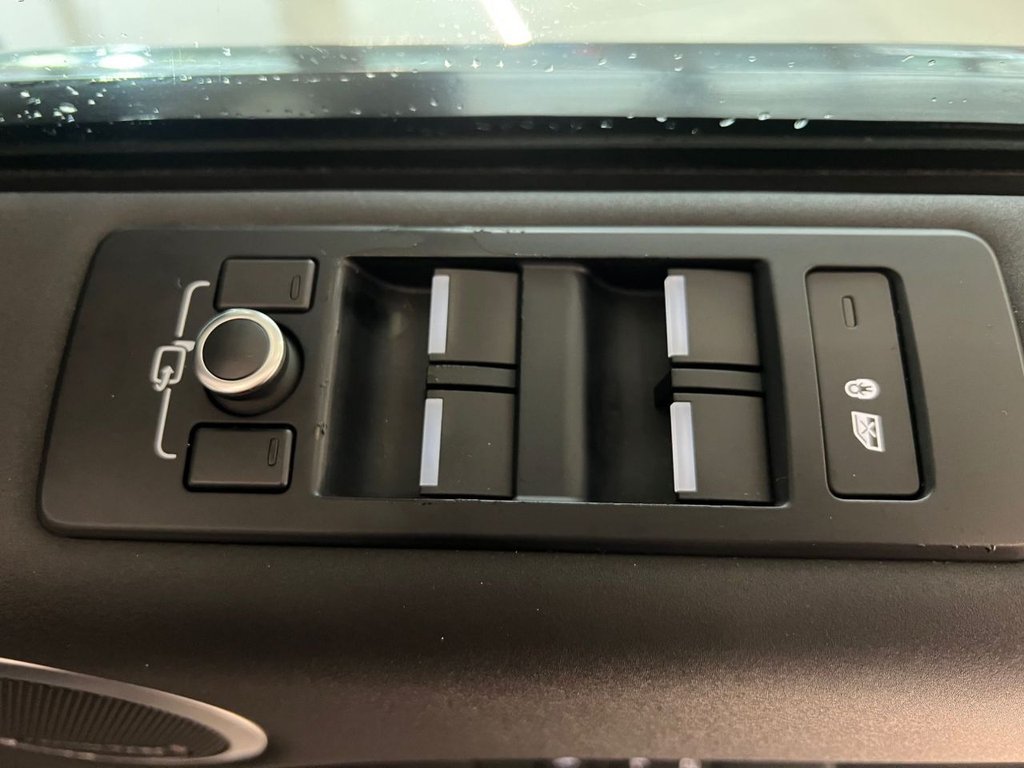 Used Land Rover Discovery 2017 for sale - 76855115: Photo 31