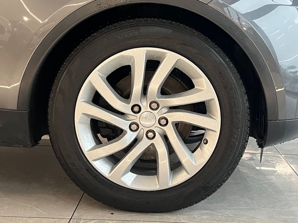 Used Land Rover Discovery 2017 for sale - 76855115: Photo 8