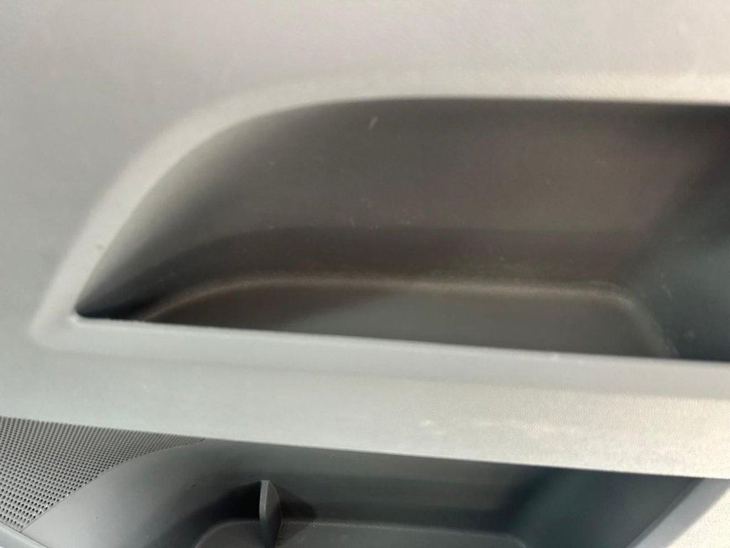 Used Volkswagen Transporter 2015 for sale - 77627392: Photo 26