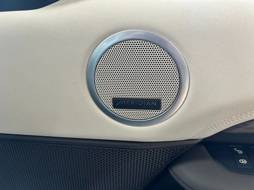 Used Land Rover Discovery 2017 for sale - 77809960: Photo 25