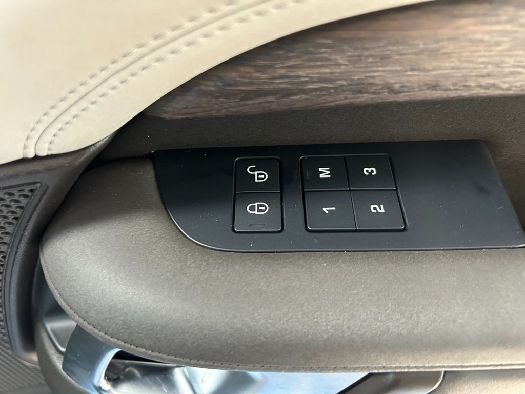 Used Land Rover Discovery 2017 for sale - 77809960: Photo 26