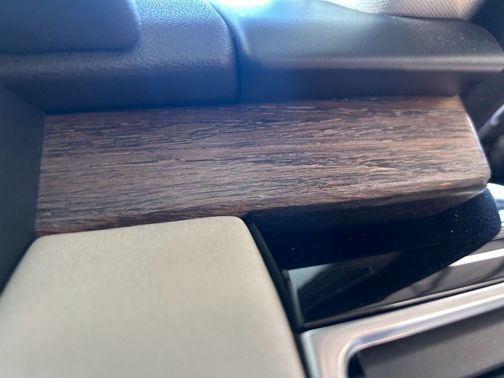 Used Land Rover Discovery 2017 for sale - 77809960: Photo 39