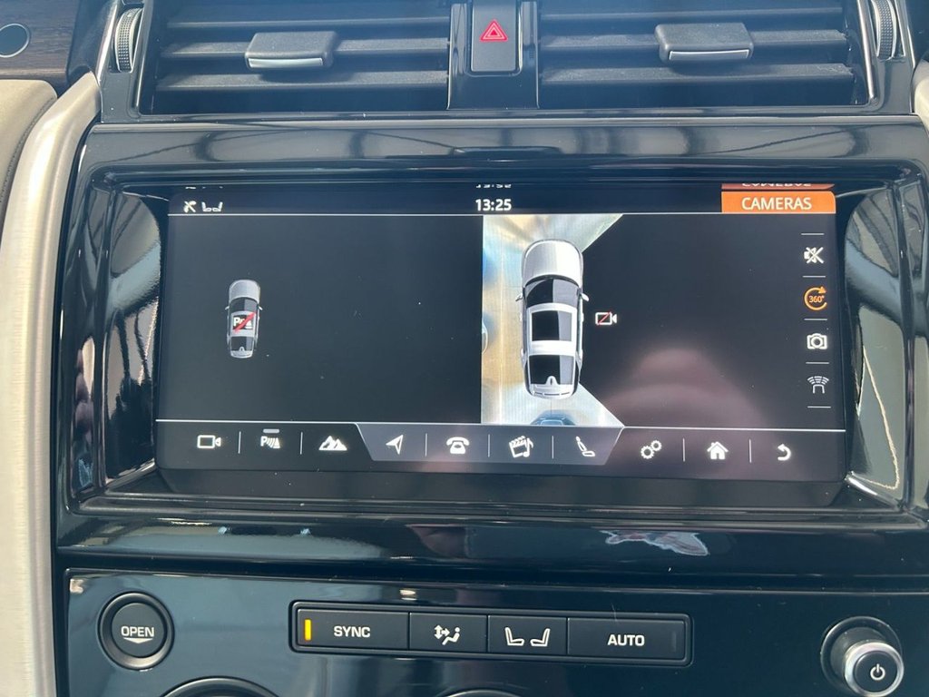 Used Land Rover Discovery 2017 for sale - 77809960: Photo 41