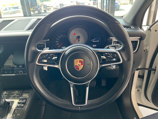 Used Porsche Macan 2014 for sale - 75560003: Photo 44