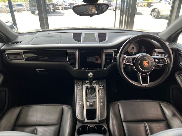 Used Porsche Macan 2014 for sale - 75560003: Photo 4