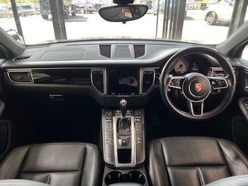 Used Porsche Macan 2014 for sale - 75560003: Photo