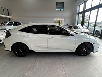 Used Honda Civic 2019 for sale - 79563024: Photo