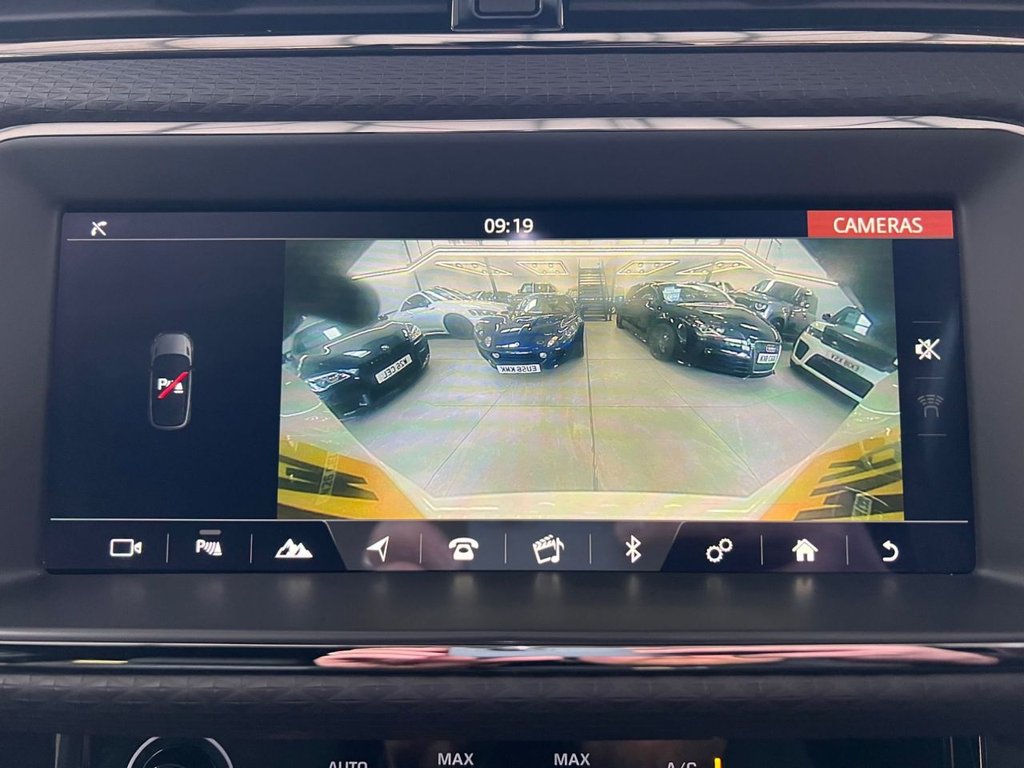 Used Land Rover Range Rover Evoque 2019 for sale - 77608716: Photo 41