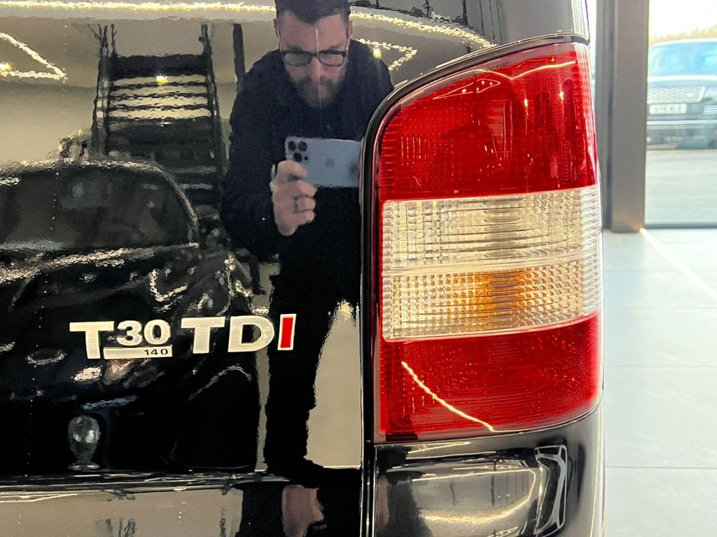 Used Volkswagen Transporter 2015 for sale - 76941657: Photo 23