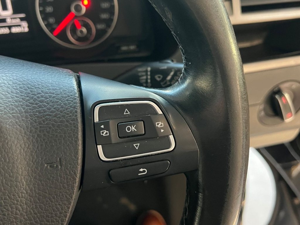 Used Volkswagen Transporter 2015 for sale - 76941657: Photo 30