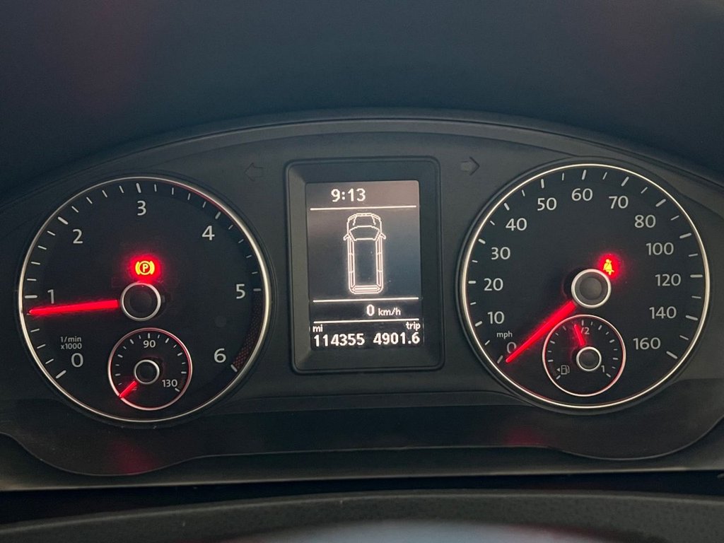 Used Volkswagen Transporter 2015 for sale - 76941657: Photo 32