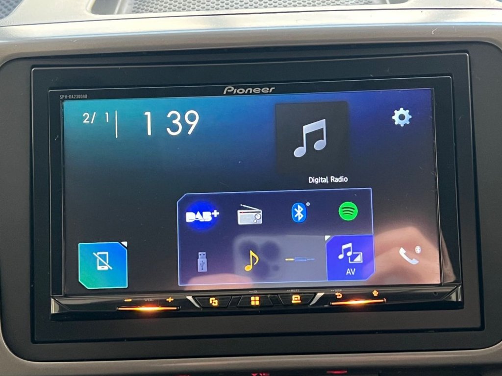 Used Volkswagen Transporter 2015 for sale - 76941657: Photo 39