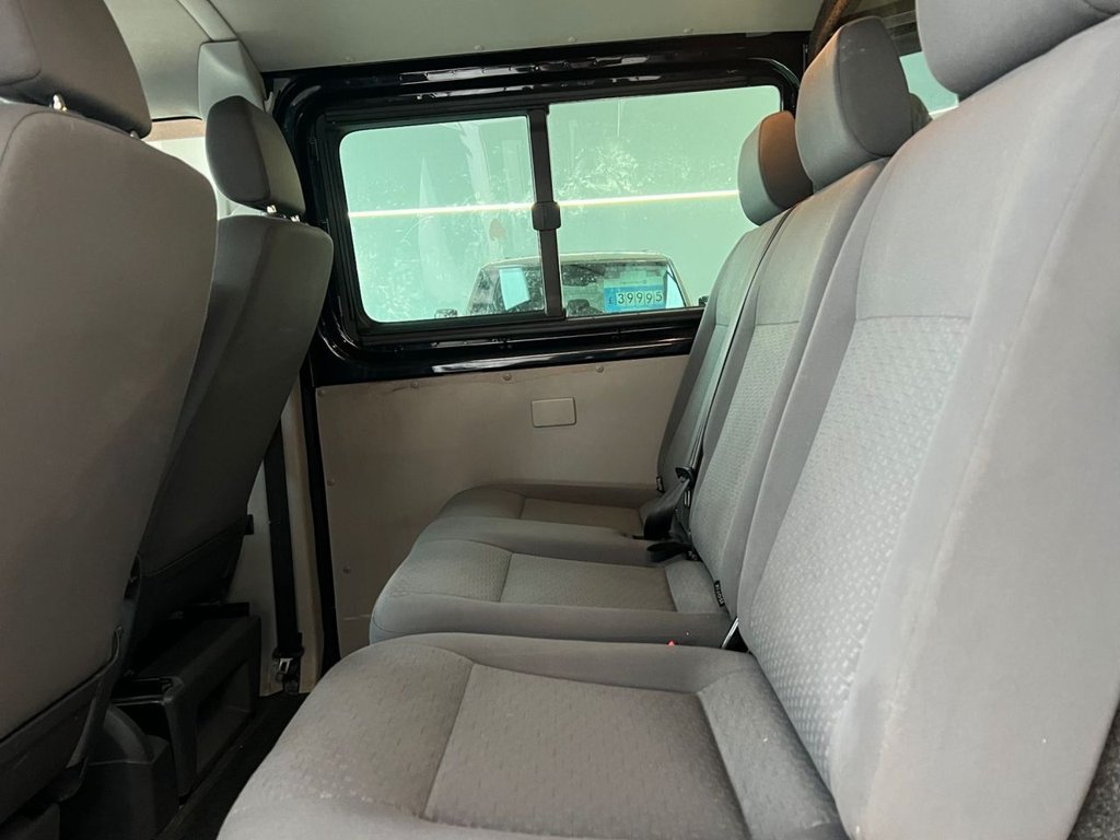 Used Volkswagen Transporter 2015 for sale - 76941657: Photo 41