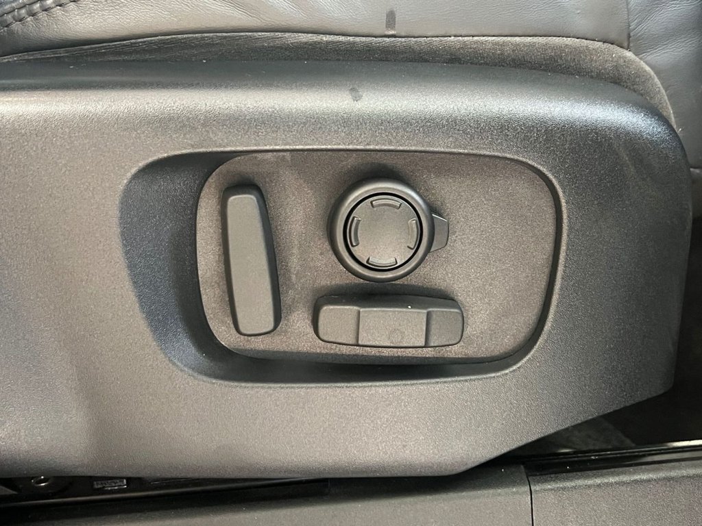 Used Land Rover Discovery 2019 for sale - 76686110: Photo 42