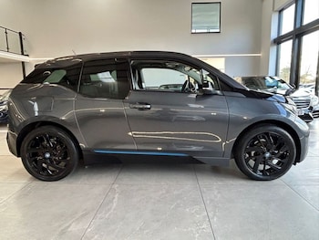 Used BMW i3 2017 for sale - 76855107: Photo