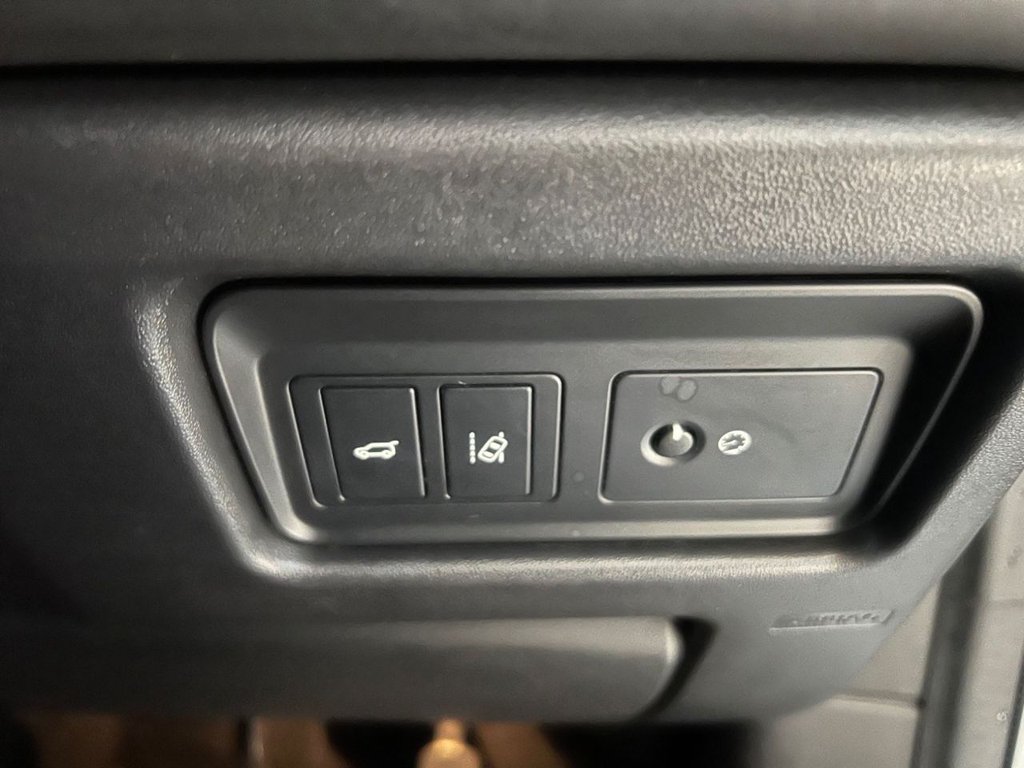 Used Land Rover Discovery Sport 2017 for sale - 77421831: Photo 30