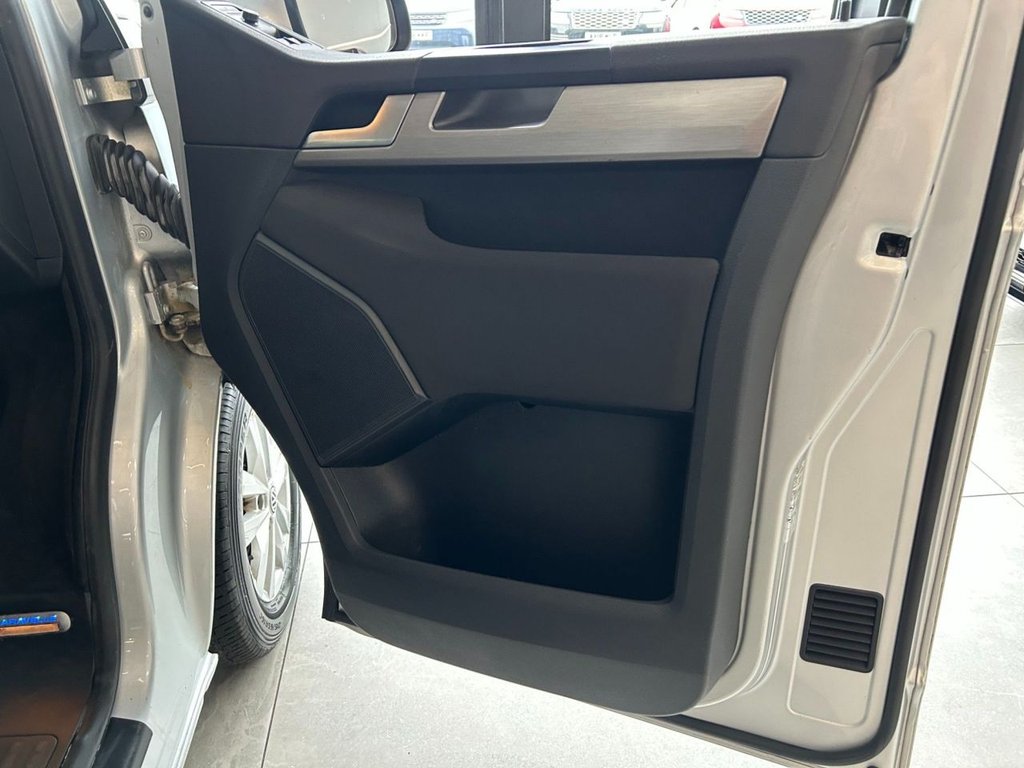 Used Volkswagen Caravelle 2016 for sale - 77919987: Photo 27