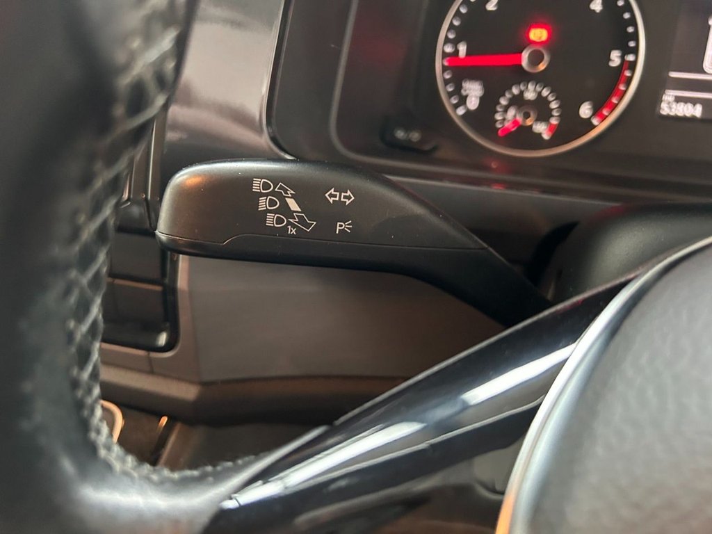 Used Volkswagen Caravelle 2016 for sale - 77919987: Photo 35