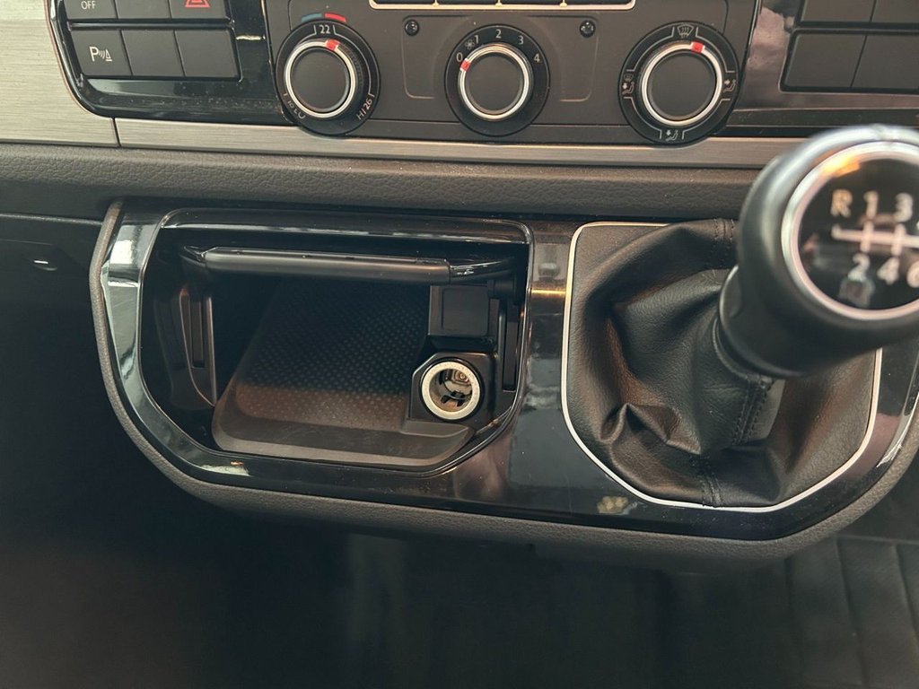 Used Volkswagen Caravelle 2016 for sale - 77919987: Photo 39