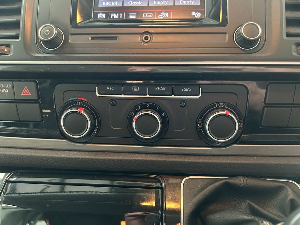 Used Volkswagen Caravelle 2016 for sale - 77919987: Photo 43