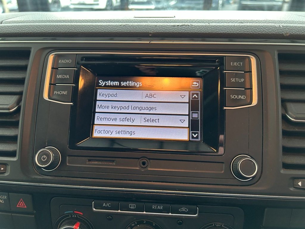 Used Volkswagen Caravelle 2016 for sale - 77919987: Photo 48