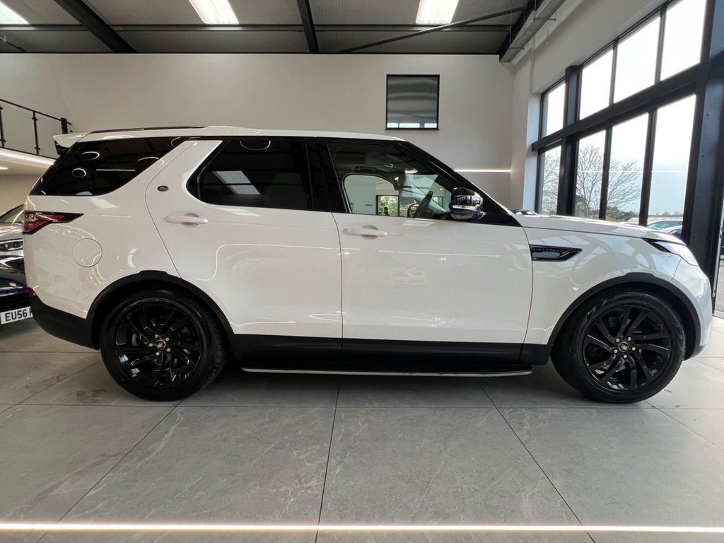 Used Land Rover Discovery 2017 for sale - 76654582: Photo 2