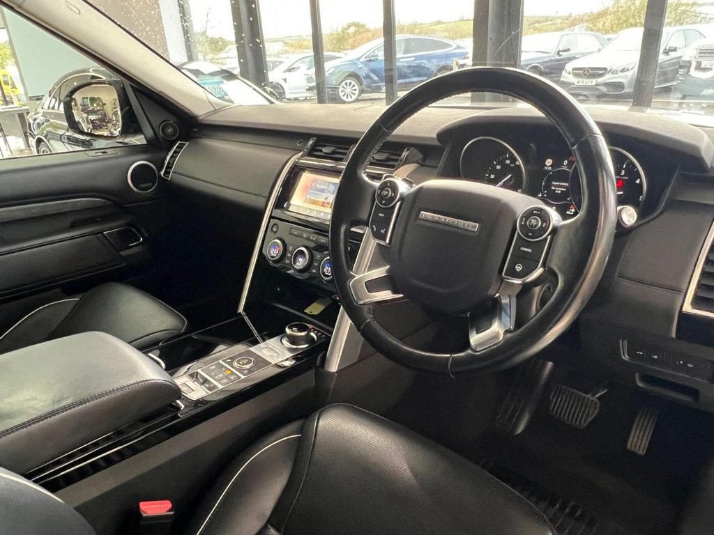 Used Land Rover Discovery 2017 for sale - 76654582: Photo 3