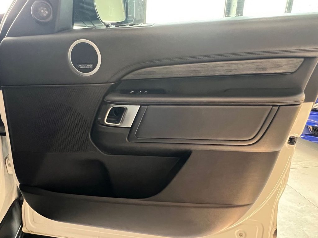 Used Land Rover Discovery 2017 for sale - 76654582: Photo 32