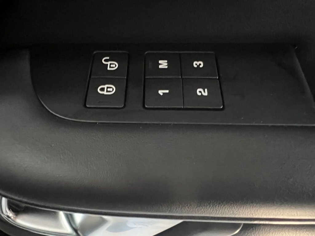 Used Land Rover Discovery 2017 for sale - 76654582: Photo 33