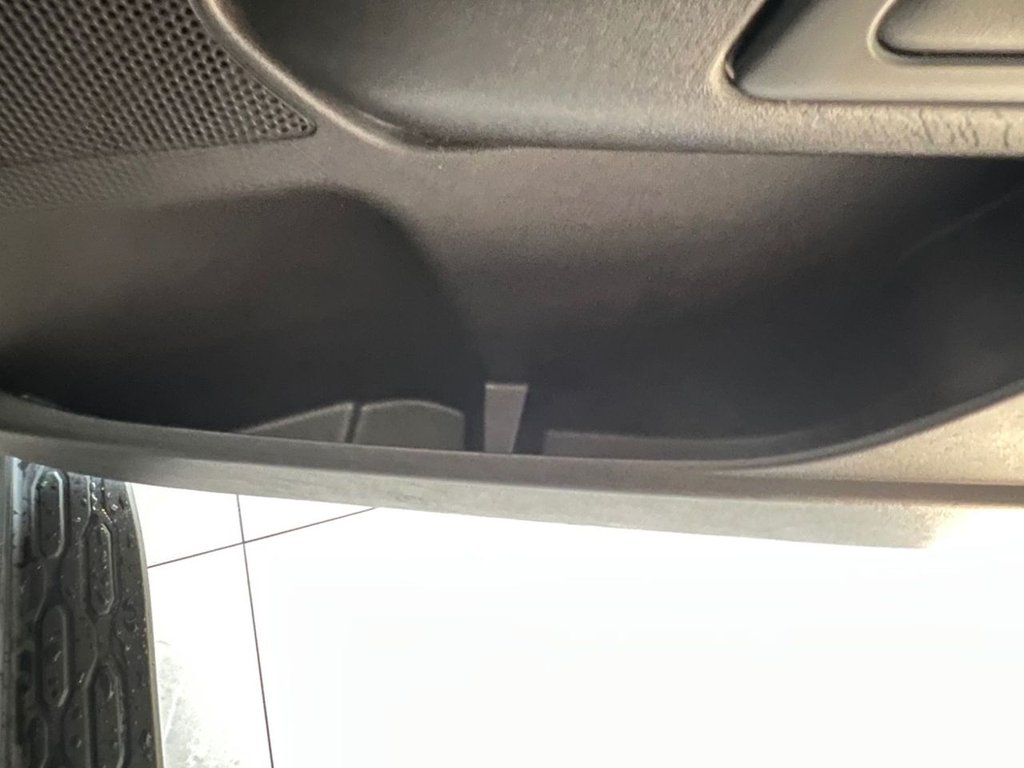 Used Land Rover Discovery 2017 for sale - 76654582: Photo 35