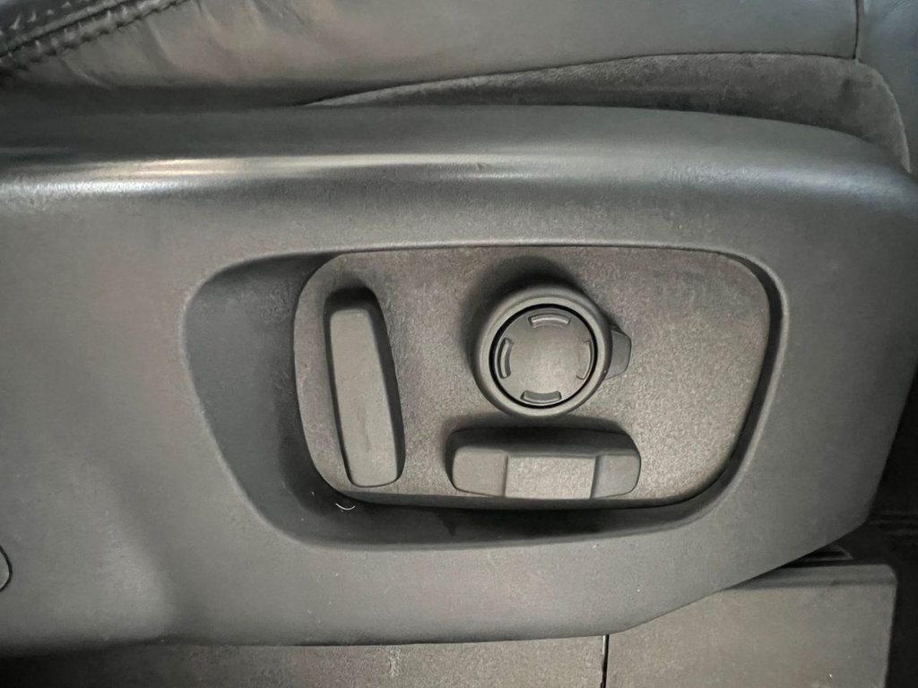 Used Land Rover Discovery 2017 for sale - 76654582: Photo 38