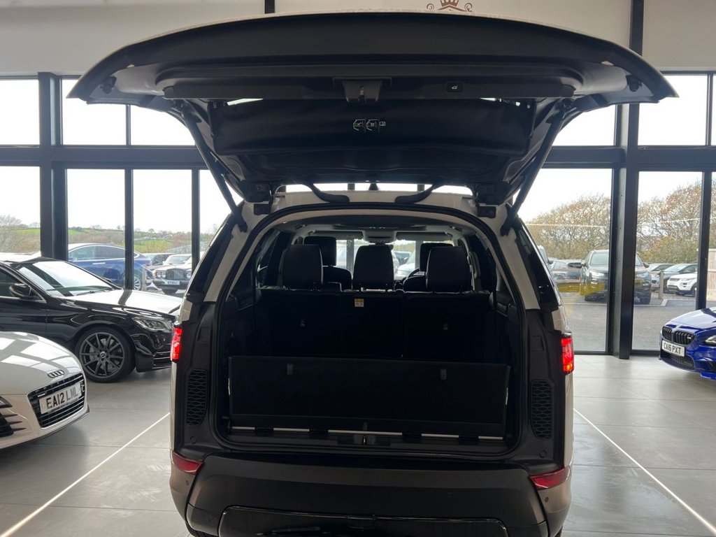 Used Land Rover Discovery 2017 for sale - 76654582: Photo 5