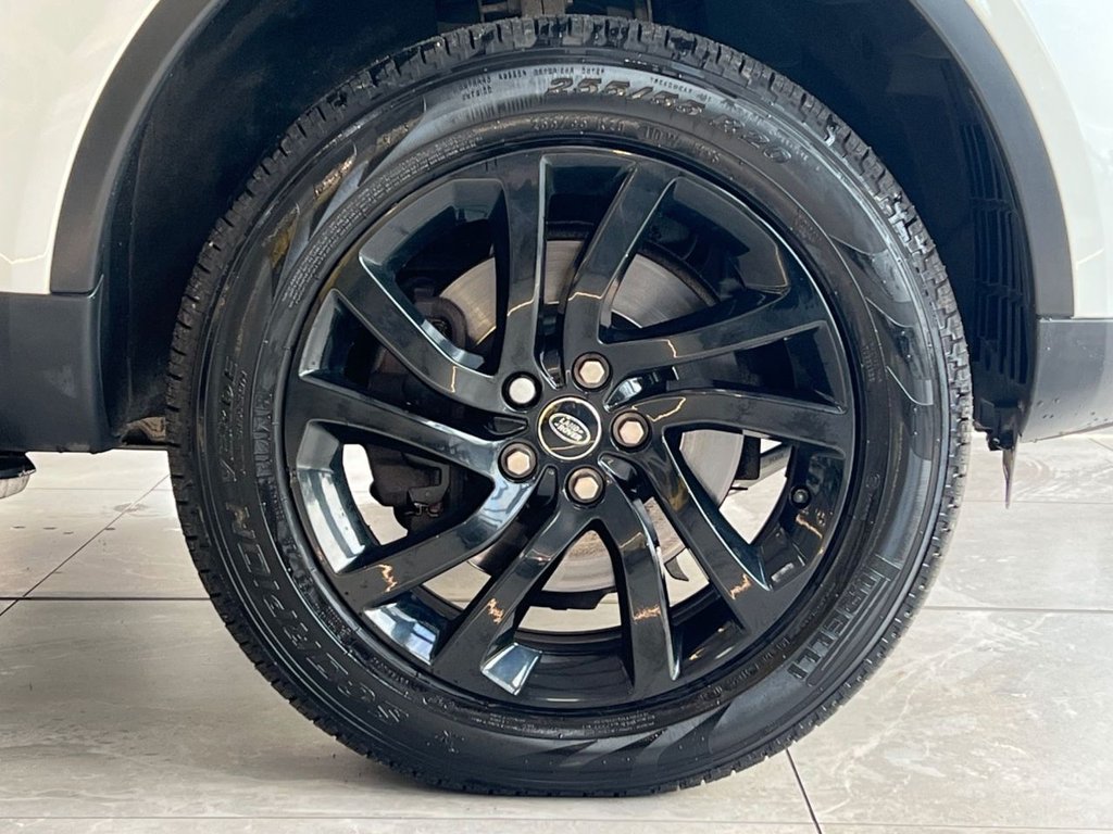 Used Land Rover Discovery 2017 for sale - 76654582: Photo 9