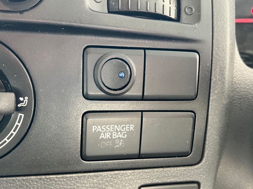 Used Volkswagen Transporter 2015 for sale - 78166899: Photo 25