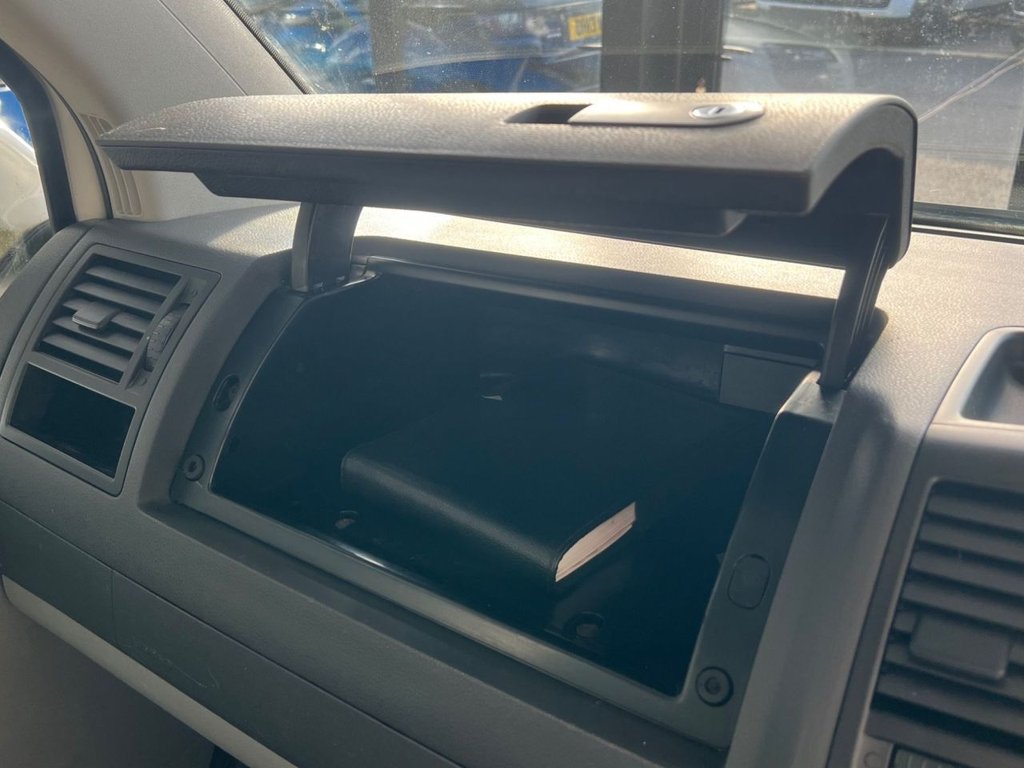 Used Volkswagen Transporter 2015 for sale - 78166899: Photo 28