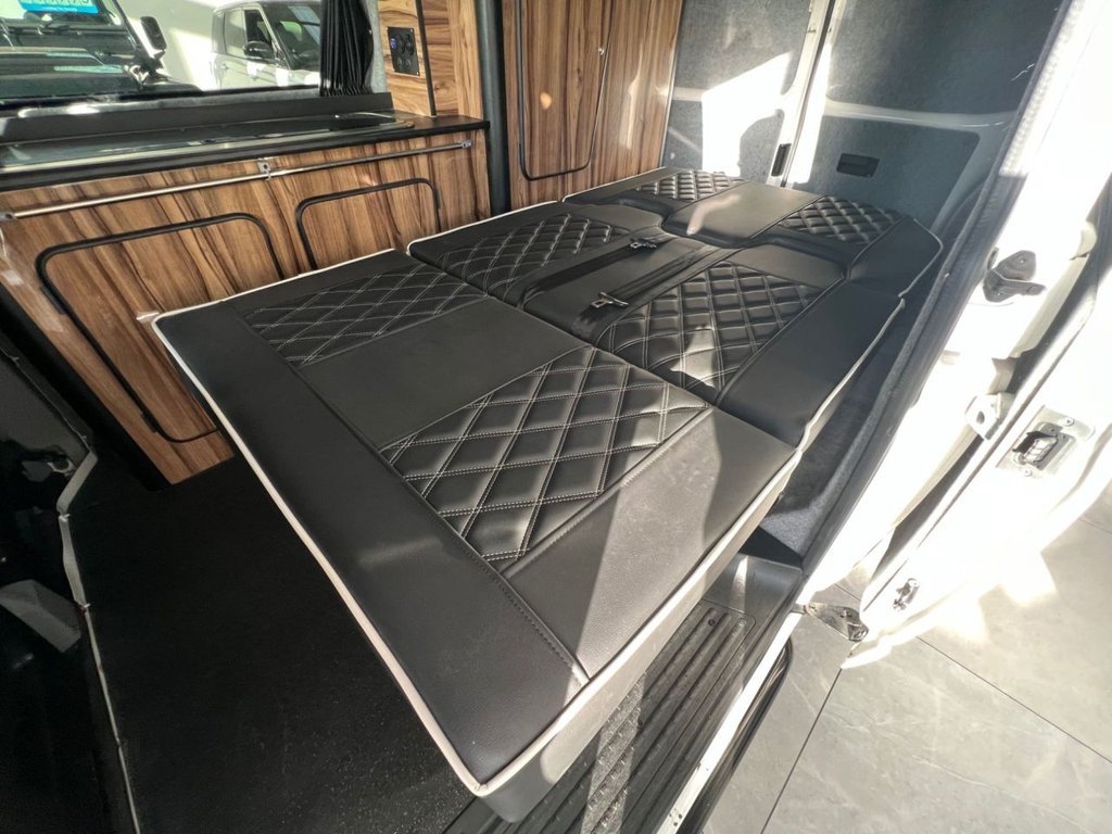 Used Volkswagen Transporter 2015 for sale - 78166899: Photo 4