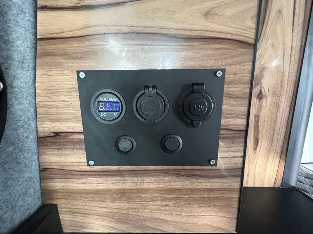 Used Volkswagen Transporter 2015 for sale - 78166899: Photo 41