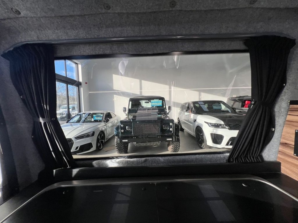 Used Volkswagen Transporter 2015 for sale - 78166899: Photo 44