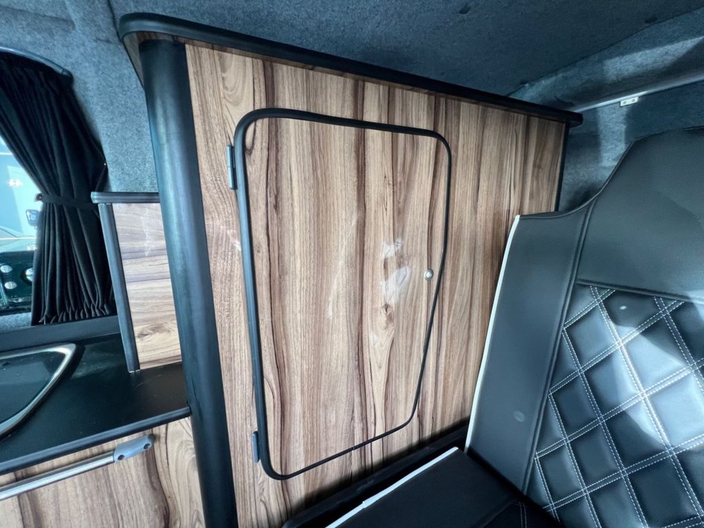 Used Volkswagen Transporter 2015 for sale - 78166899: Photo 45