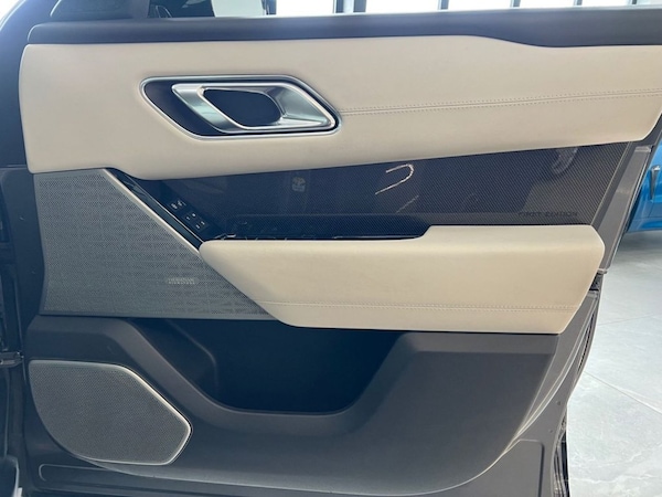 Used Land Rover Range Rover Velar 2017 for sale - 76292017: Photo 29