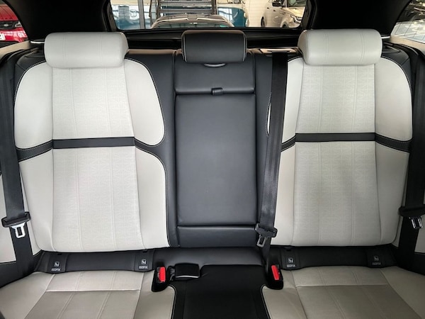 Used Land Rover Range Rover Velar 2017 for sale - 76292017: Photo 38