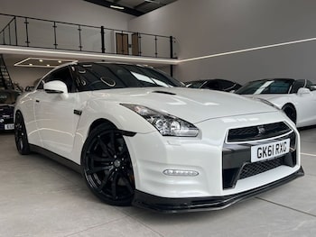 Used Nissan GT-R 2011 for sale - 77302381: Photo