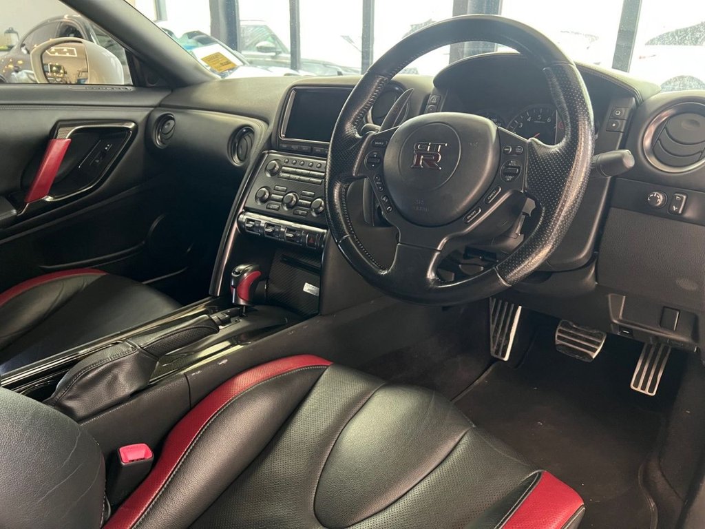 Used Nissan GT-R 2011 for sale - 77302381: Photo 4