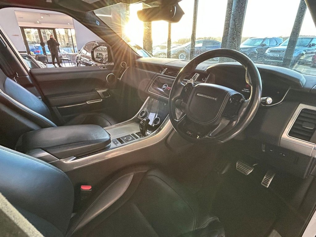 Used Land Rover Range Rover Sport 2018 for sale - 76909870: Photo 3