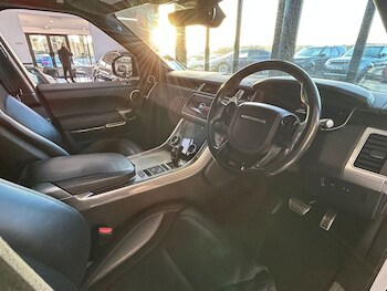 Used Land Rover Range Rover Sport 2018 for sale - 76909870: Photo